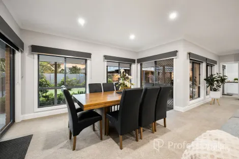 Property photo of 7 Glen Avon Terrace Wodonga VIC 3690