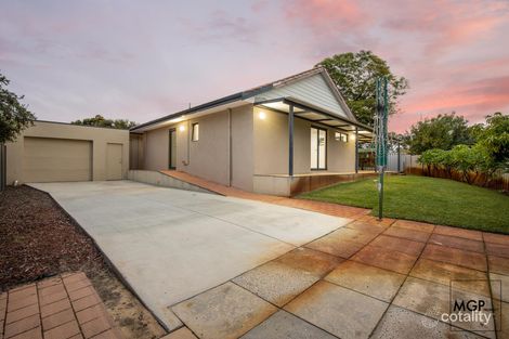 Property photo of 5 Brooklea Place Ferndale WA 6148