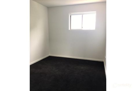Property photo of 18/17-19 Robilliard Street Mays Hill NSW 2145