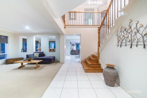 Property photo of 1 Maidenhead Court Oxenford QLD 4210