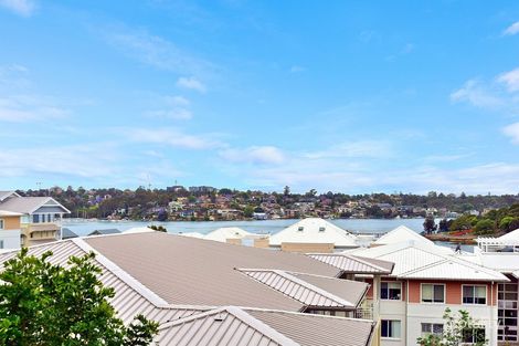 Property photo of 306/10-16 Vineyard Way Breakfast Point NSW 2137