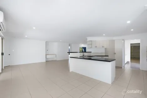 Property photo of 32 Sundew Crescent Upper Coomera QLD 4209