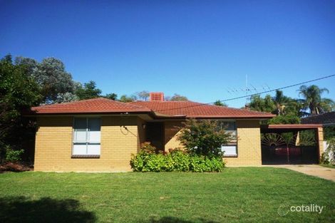 22 Geneva Cres, Lake Albert, NSW 2650