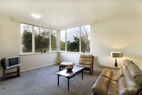 Property photo of 17 Young Street Kew VIC 3101