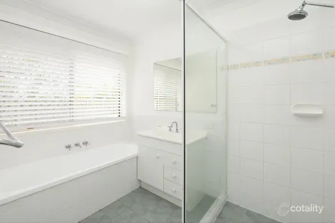 Property photo of 8 Valmadre Court Petrie QLD 4502