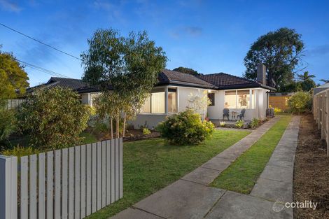 13 Torquay Ave, Seaford, VIC 3198
