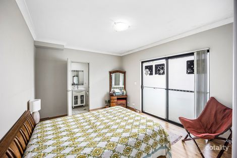 Property photo of 3/16 Boronia Road Greenacre NSW 2190