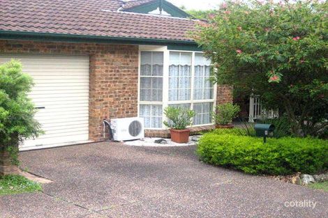 Property photo of 2/10 Willowin Close Green Point NSW 2251