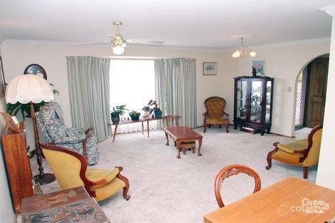 Property photo of 2 Dylan Court Woodcroft SA 5162