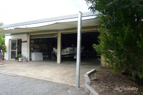 Property photo of 14 Spinnaker Boulevard Innes Park QLD 4670