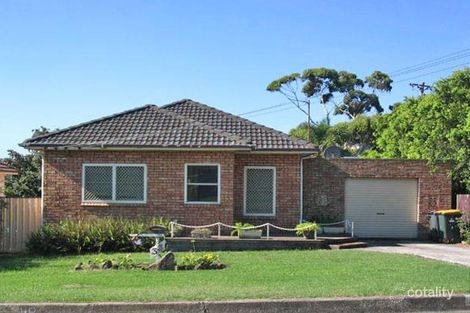 33 Hoskins Ave, Warrawong, NSW 2502