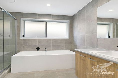 Property photo of 25 Greenmount Drive Palmview QLD 4553