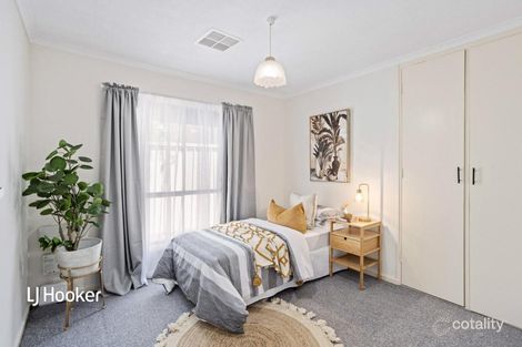 13 Bendigo Cres, Modbury, SA 5092