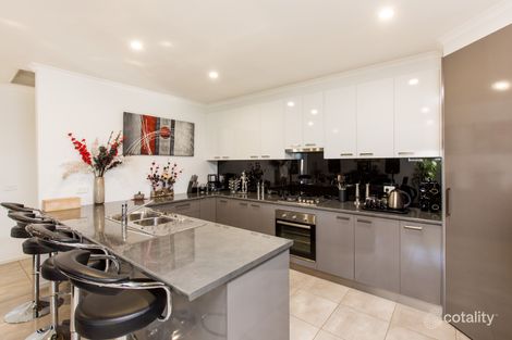 Property photo of 15 Lavender Rise Red Cliffs VIC 3496
