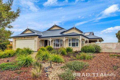Property photo of 3 Bluegum Circuit Riddells Creek VIC 3431