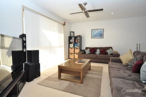 Property photo of 2 Gosford Court Helensvale QLD 4212