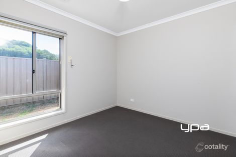 12 Universal Ct, Diggers Rest, VIC 3427