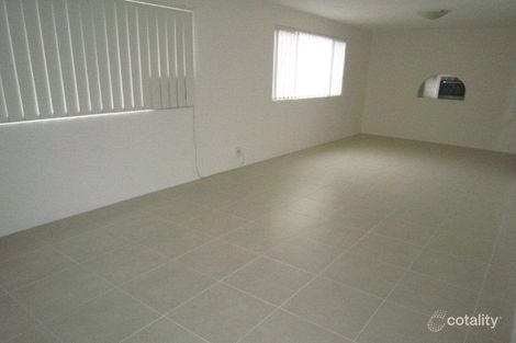 Property photo of 4/10 White Street Southport QLD 4215