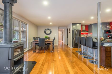 Property photo of 6 Beach Road Lindisfarne TAS 7015