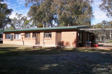 Property photo of 26 Stringybark Ridge Road Invergowrie NSW 2350