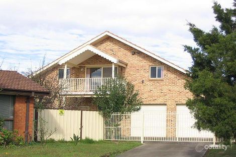 Property photo of 8 Dundas Place Wakeley NSW 2176