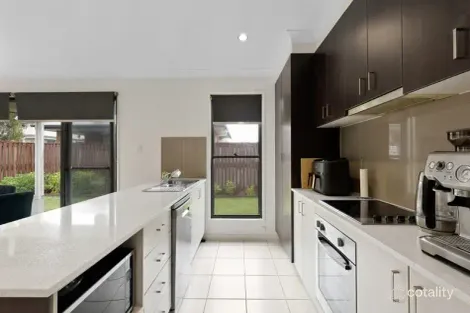 Property photo of 89 Scarborough Circuit Blacks Beach QLD 4740