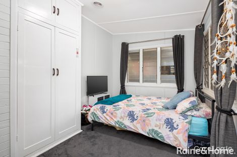 Property photo of 32 Croaker Street Turvey Park NSW 2650