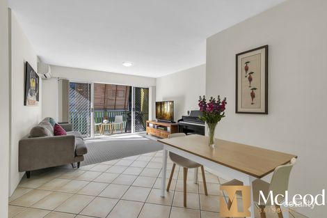 2/54 Lambert Rd, Indooroopilly, QLD 4068