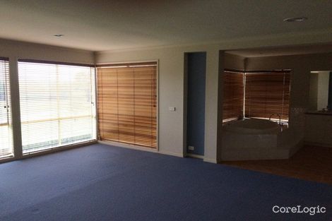 Property photo of 92 Fairway Drive Rowville VIC 3178