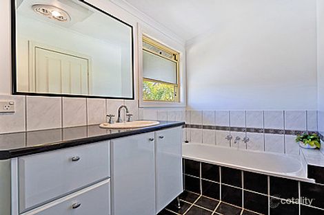 Property photo of 73 Willawong Place Cooran QLD 4569