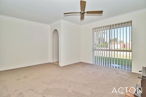 Property photo of 15 Kingsbridge Road Warnbro WA 6169