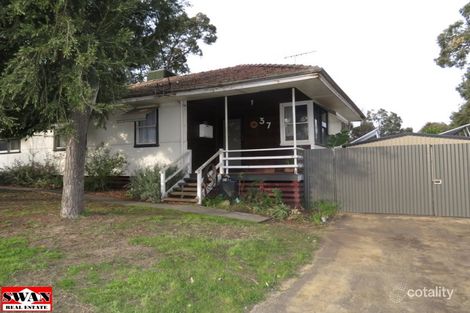Property photo of 37 Stuart Street Koongamia WA 6056