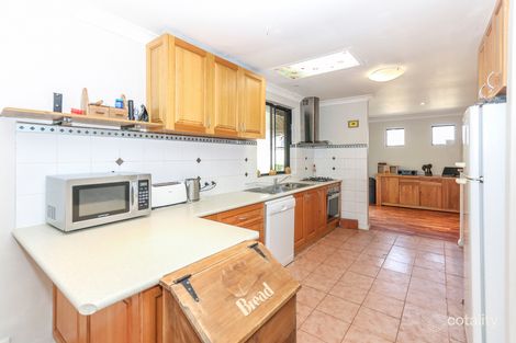 Property photo of 2 Sailfish Close Beldon WA 6027