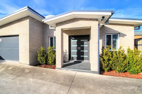 Property photo of 1/52A Milperra Road Revesby NSW 2212