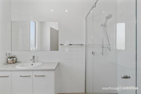 Property photo of 21 White Close Encounter Bay SA 5211