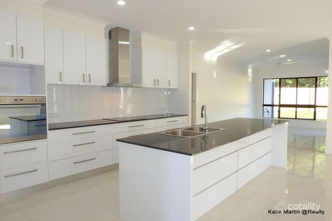Property photo of 5 Mauro Close Bentley Park QLD 4869