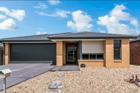 Property photo of 18 Cortula Road Cranbourne East VIC 3977