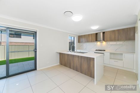 Property photo of 8 Nicotera Avenue Riverstone NSW 2765