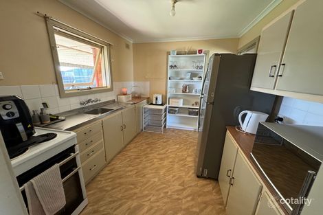 Property photo of 9 Peart Crescent Murray Bridge SA 5253