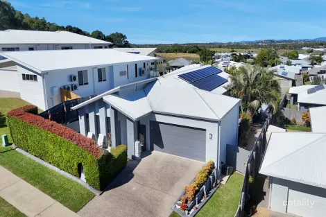 Property photo of 18 Azure Drive Rural View QLD 4740