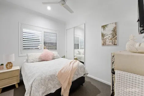 Property photo of 18 Azure Drive Rural View QLD 4740