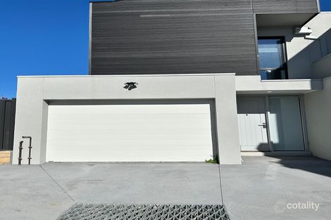 8/29 Old Plenty Rd, South Morang, VIC 3752