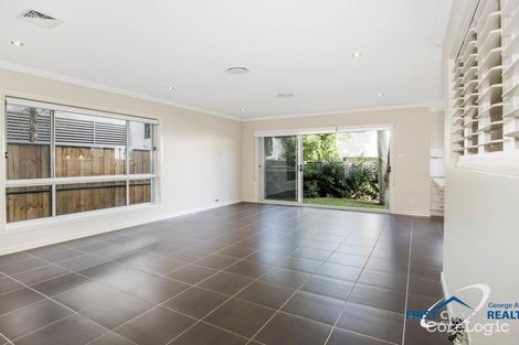 Property photo of 16 Kimber Crescent Norwest NSW 2153