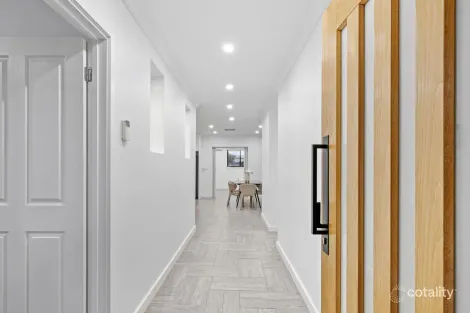 Property photo of 1 Worsley Court Epping VIC 3076