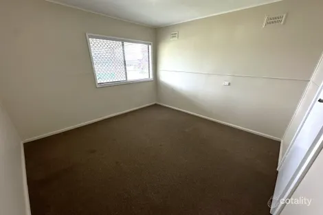 Property photo of 30 Woolana Avenue Budgewoi NSW 2262