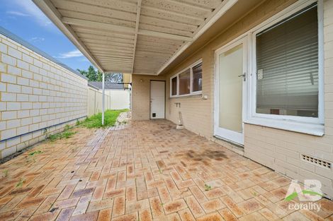 26 Downing Cres, Wanneroo, WA 6065