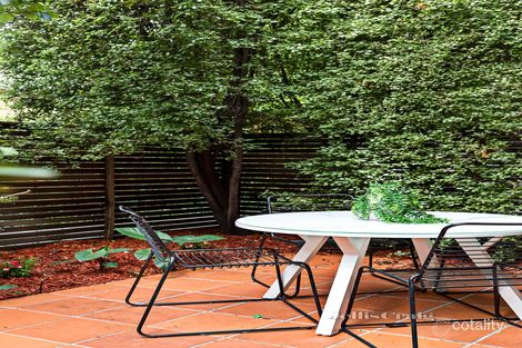 Property photo of 2/28 Wilmoth Street Northcote VIC 3070