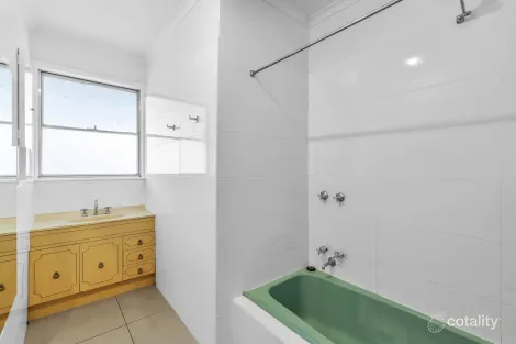 Property photo of 38 Excelsior Drive Frankston North VIC 3200