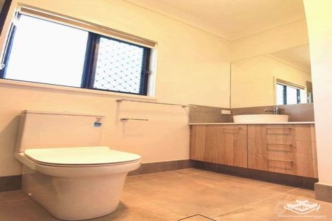 Property photo of 993 Boundary Road Coopers Plains QLD 4108