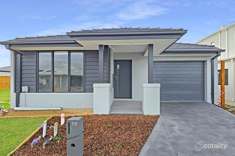 19 Duke St, Armstrong Creek, VIC 3217